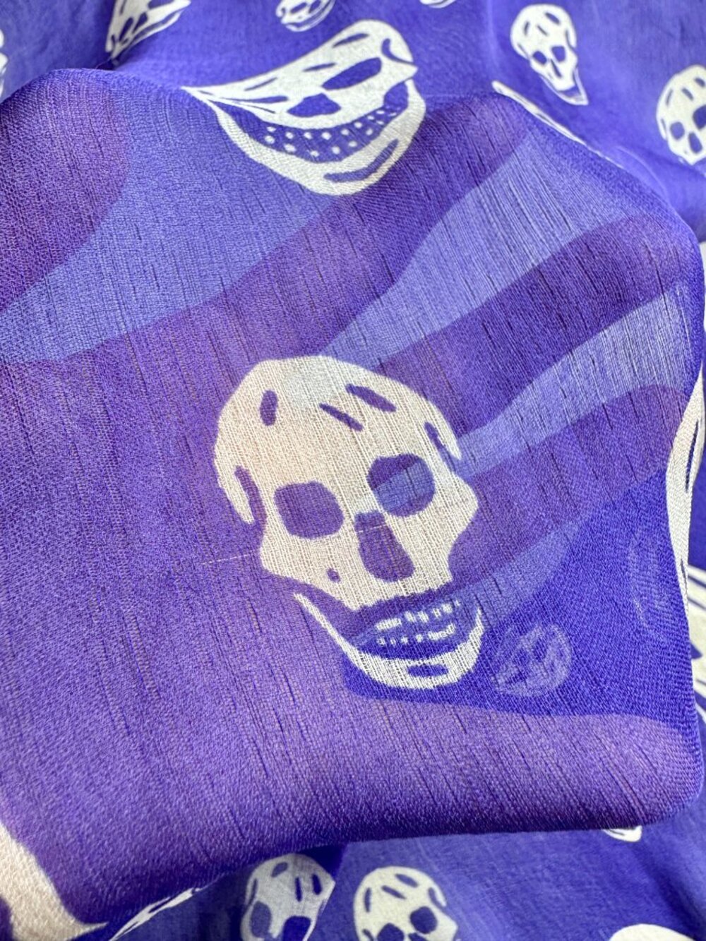 ALEXANDER MCQUEEN Skull Motif Purple Silk Chiffon Large Square Scarf - Picture 11 of 14